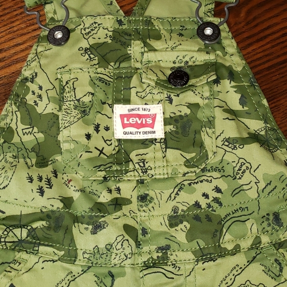 Levi's Boy's Green Overalls size 24 months - Picture 3 of 3